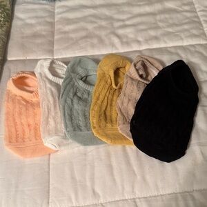 Cozy Women's Sweater Set - Multicolor